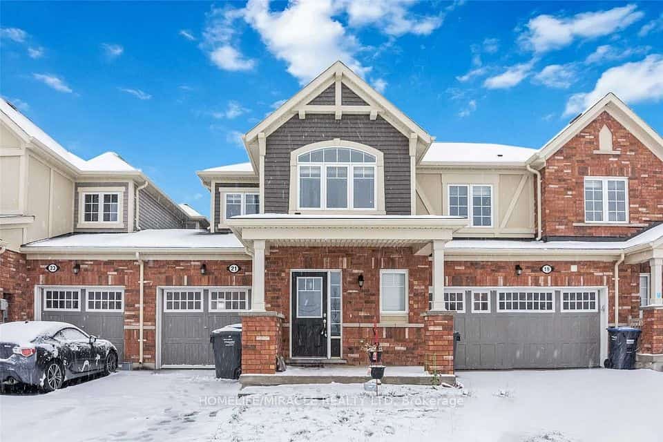 21 Donlamont Circle, Brampton, ON L7A 4T5