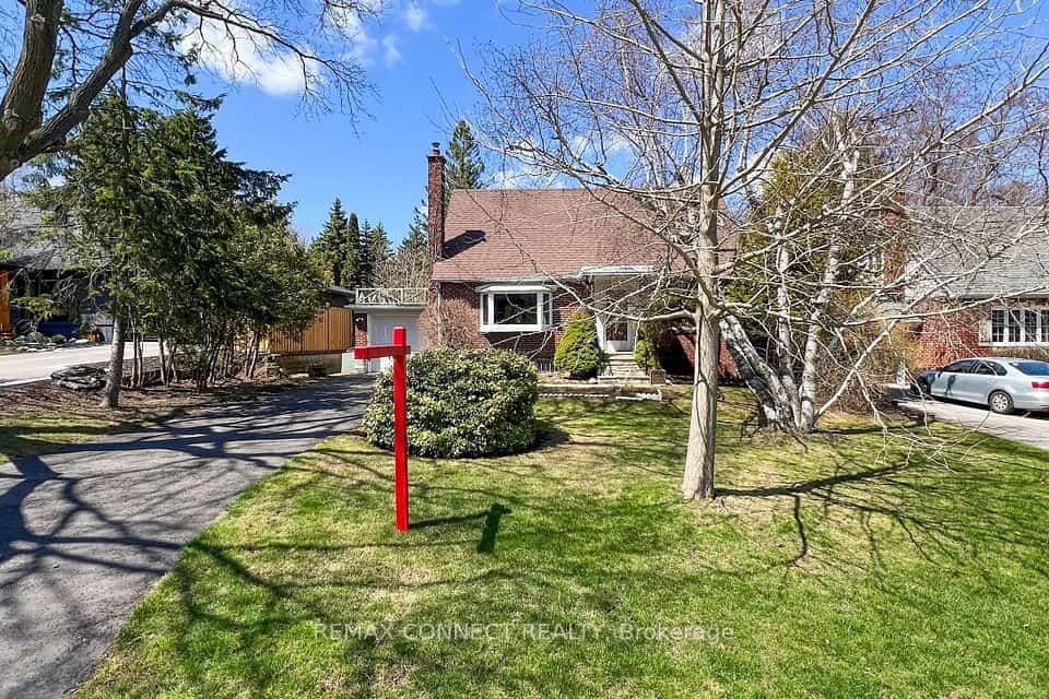 20 Brinloor Boulevard, Toronto, ON M1M 1L2