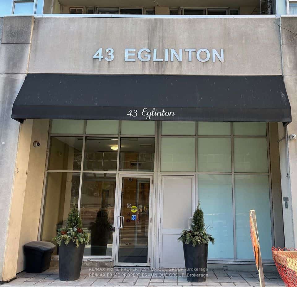 43 Eglinton Avenue E #1506, Toronto, ON M4P 1A5