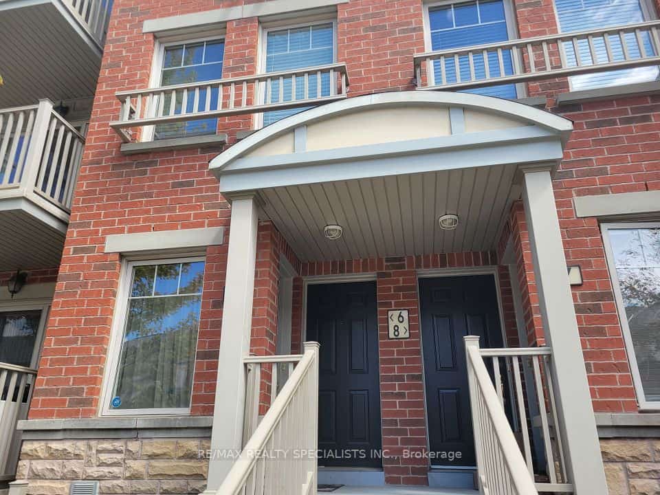 3250 Bentley Drive #6, Mississauga, ON L5M 0P7