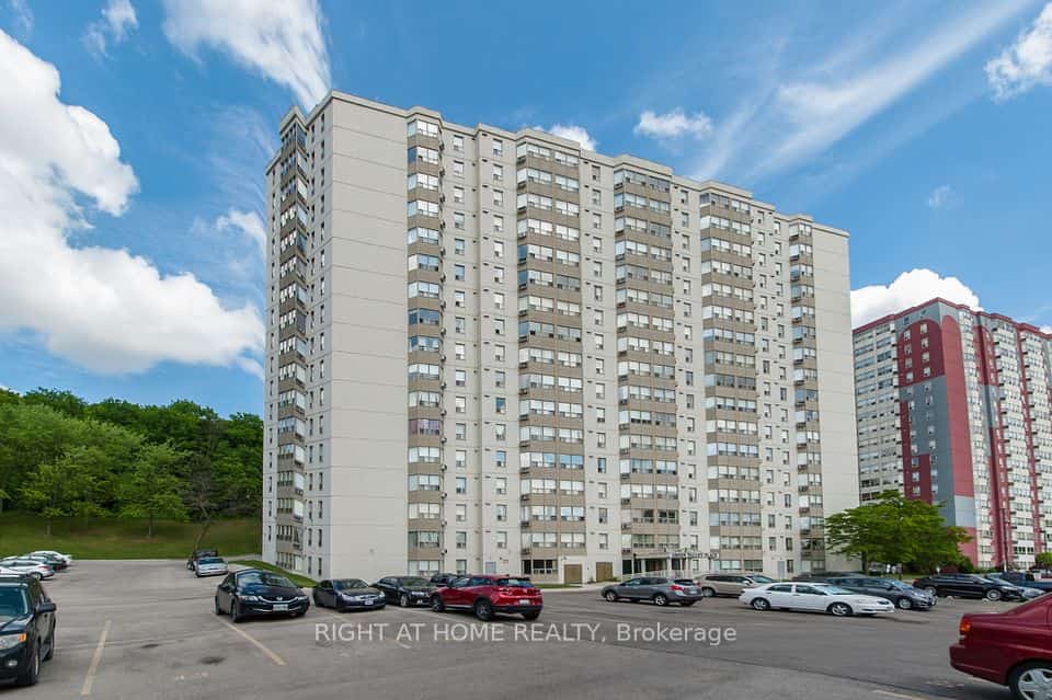 35 Green Valley Drive #1714, Kitchener, ON N2P 2A5