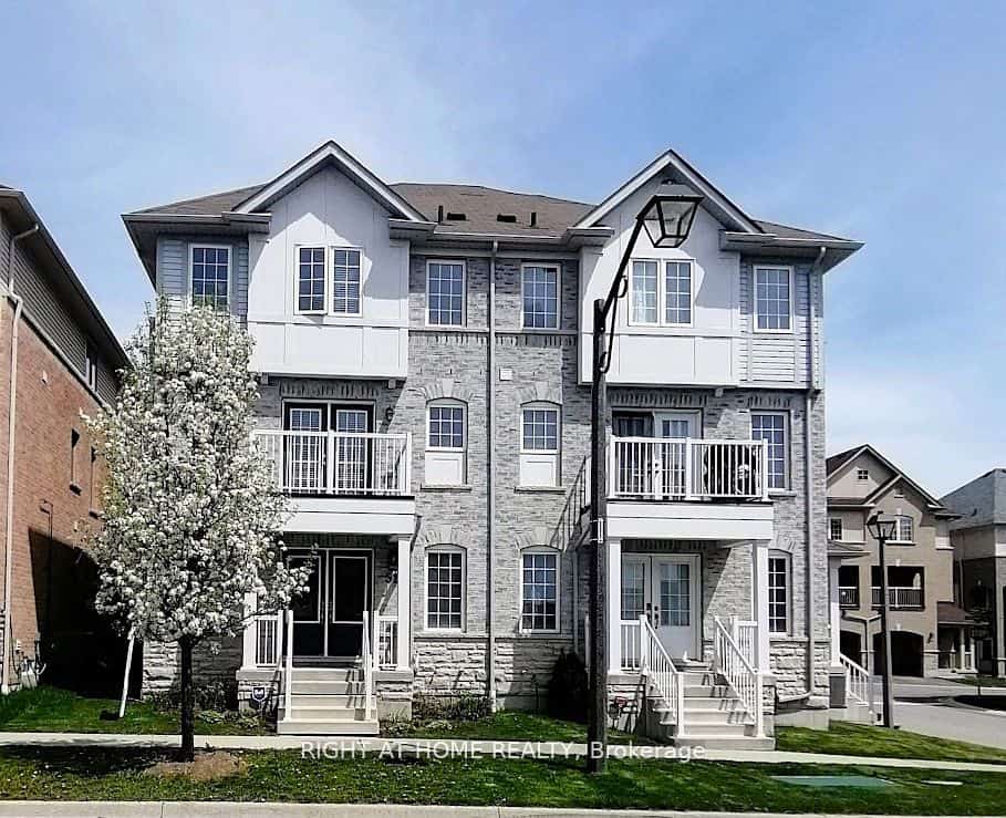 51 Devineridge Avenue, Ajax, ON L1Z 0R7