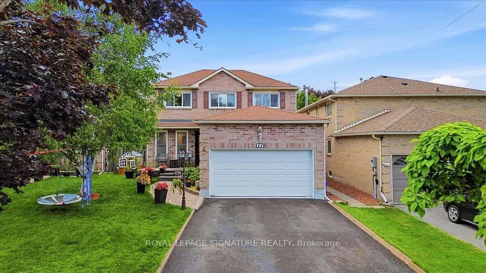 1778 Silverthorn Square, Pickering, ON L1V 5C4