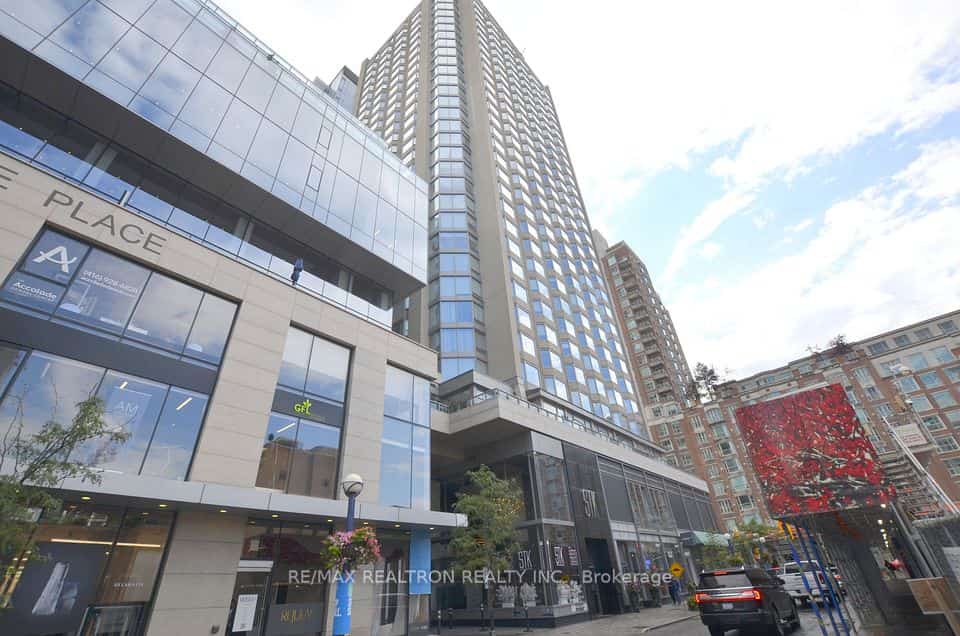 155 Yorkville Avenue #713, Toronto, ON M5R 0B4