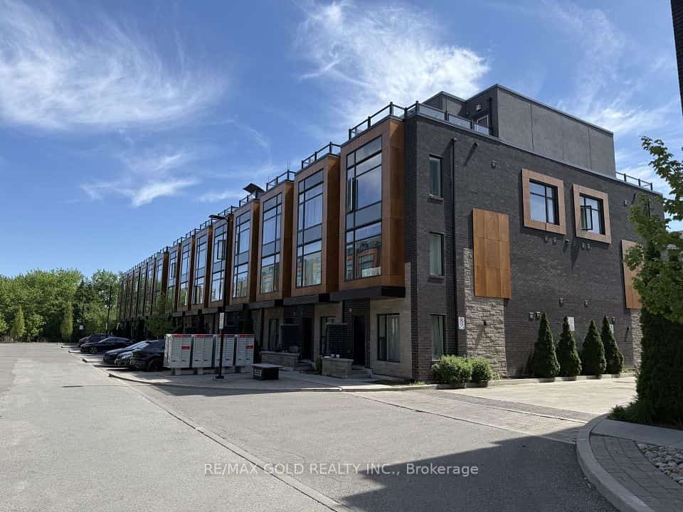 200 Malta Avenue #92, Brampton, ON L6Y 6H8