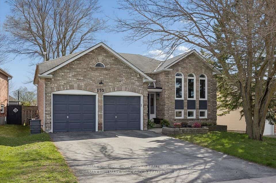 195 King Street, East Gwillimbury, ON L0G 1M0