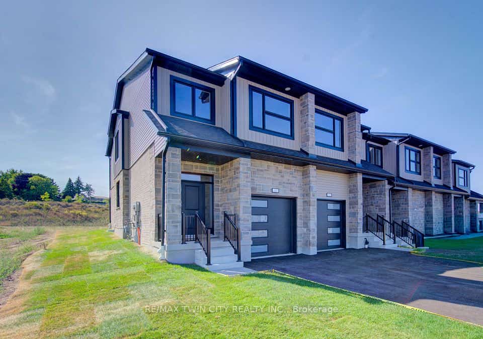 161 Dunnigan Drive, Kitchener, ON N2B 0B1