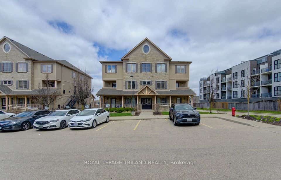 1460 Highland Road W #9H, Kitchener, ON N2N 0B7