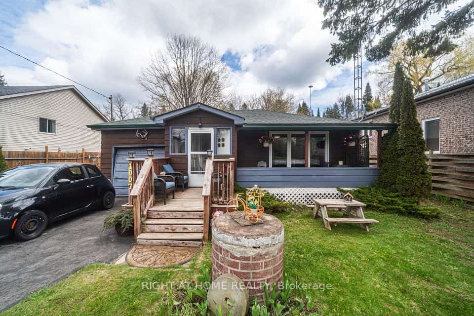 1007 Ferrier Avenue, Innisfil, ON L0L 1W0