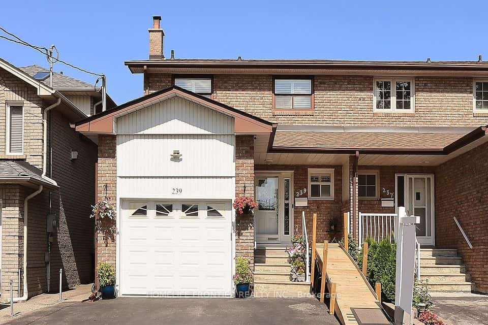 239 Beta Street, Toronto, ON M8W 4H7