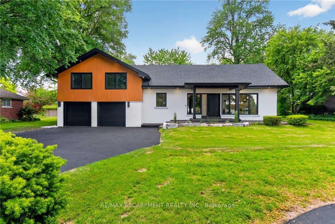 274 Mountain Brow Boulevard, Hamilton, ON L8T 1A6