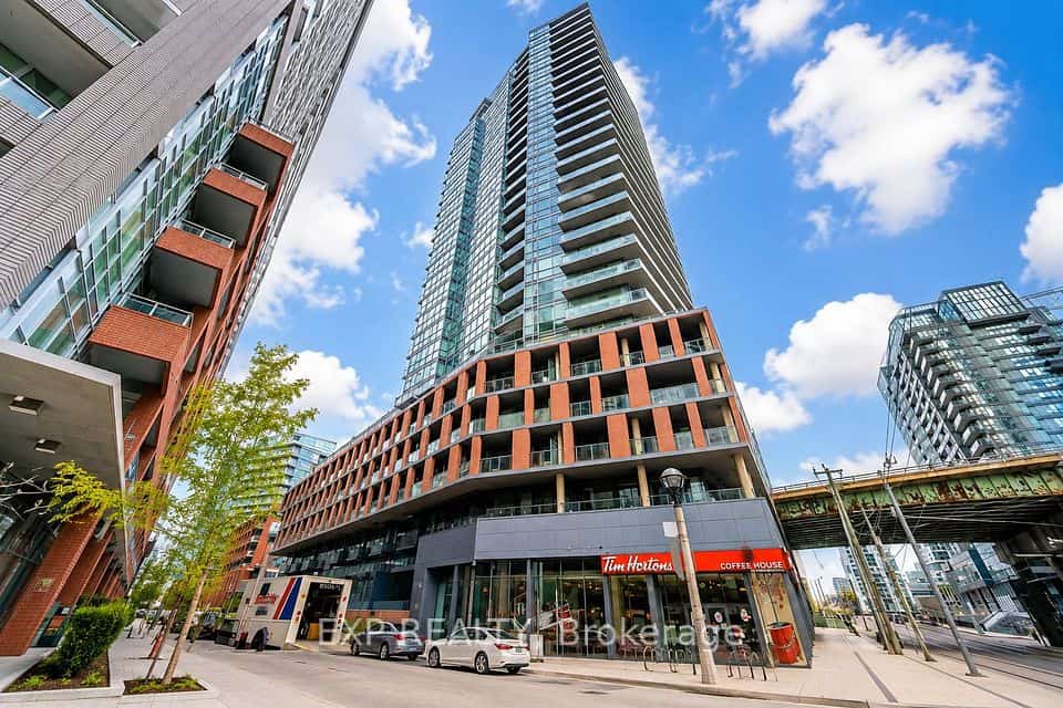 20 Bruyeres Mews #313, Toronto, ON M5V 0G8