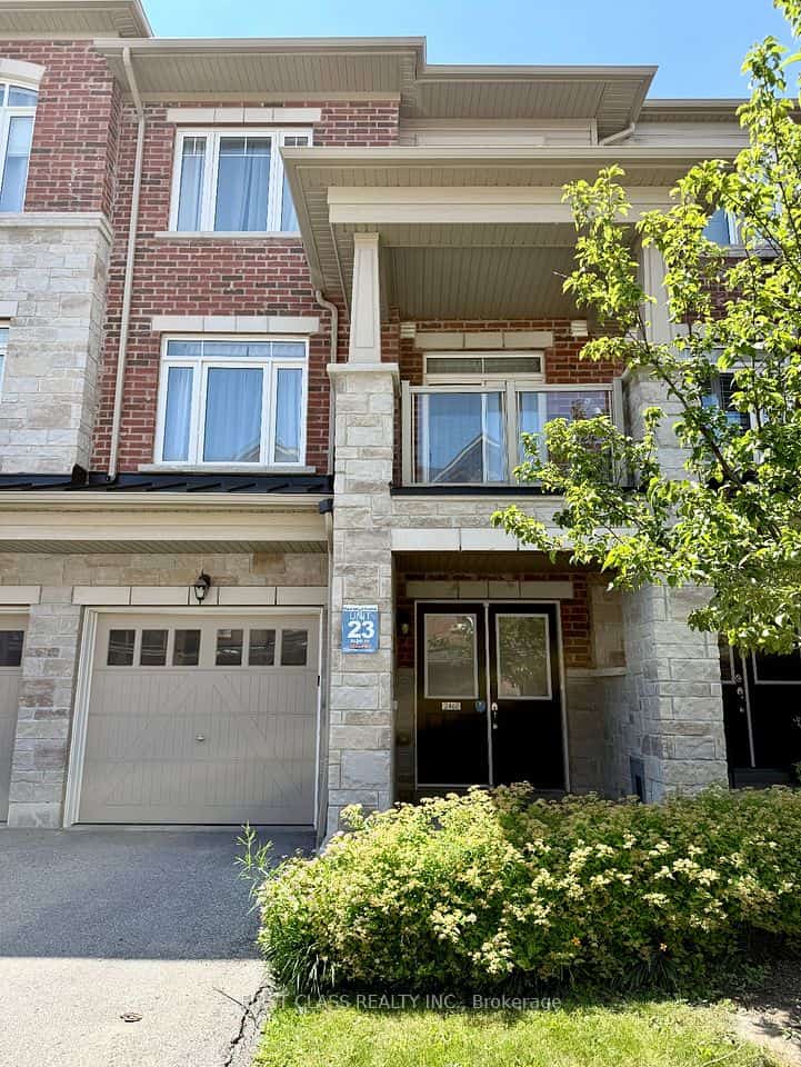 2468 Mayapple Cross, Pickering, ON L1X 0E6