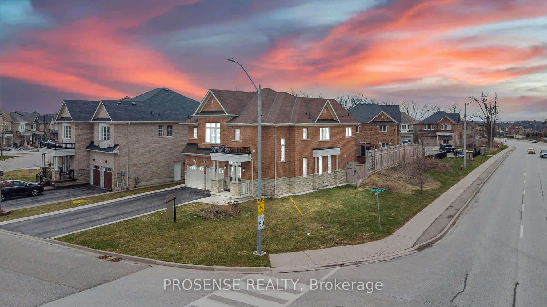 2 Timbercove Road, Brampton, ON L6Y 0W9
