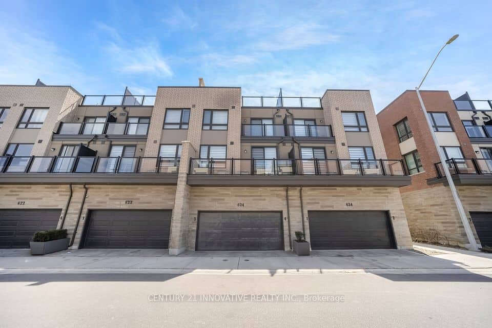 624 Rexdale Boulevard, Toronto