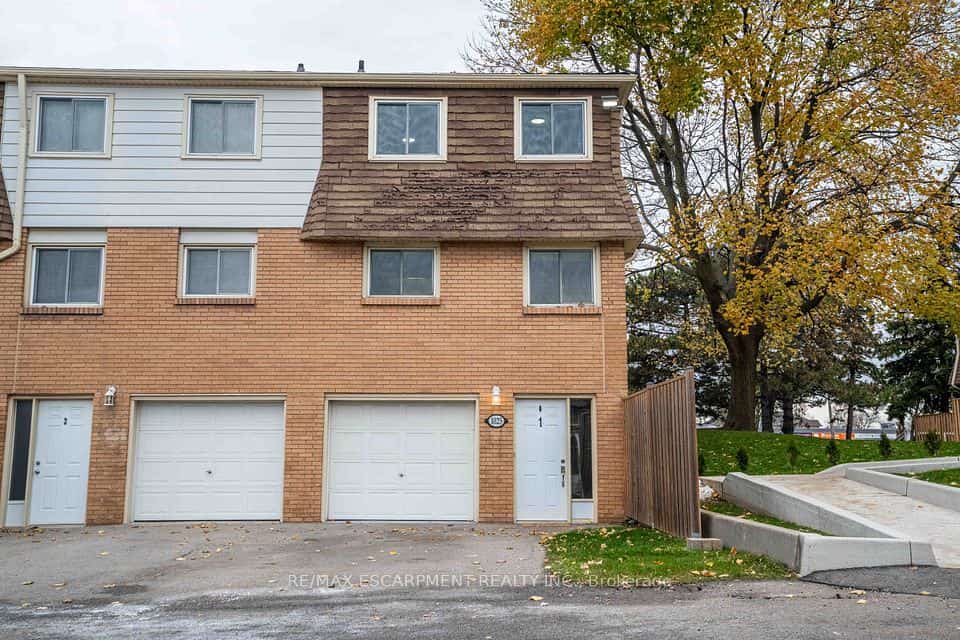1025 Upper Gage Avenue #1, Hamilton, ON L8V 4L2