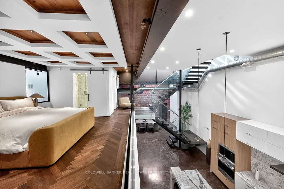 326 Carlaw Avenue #127, Toronto, ON M4M 3N8