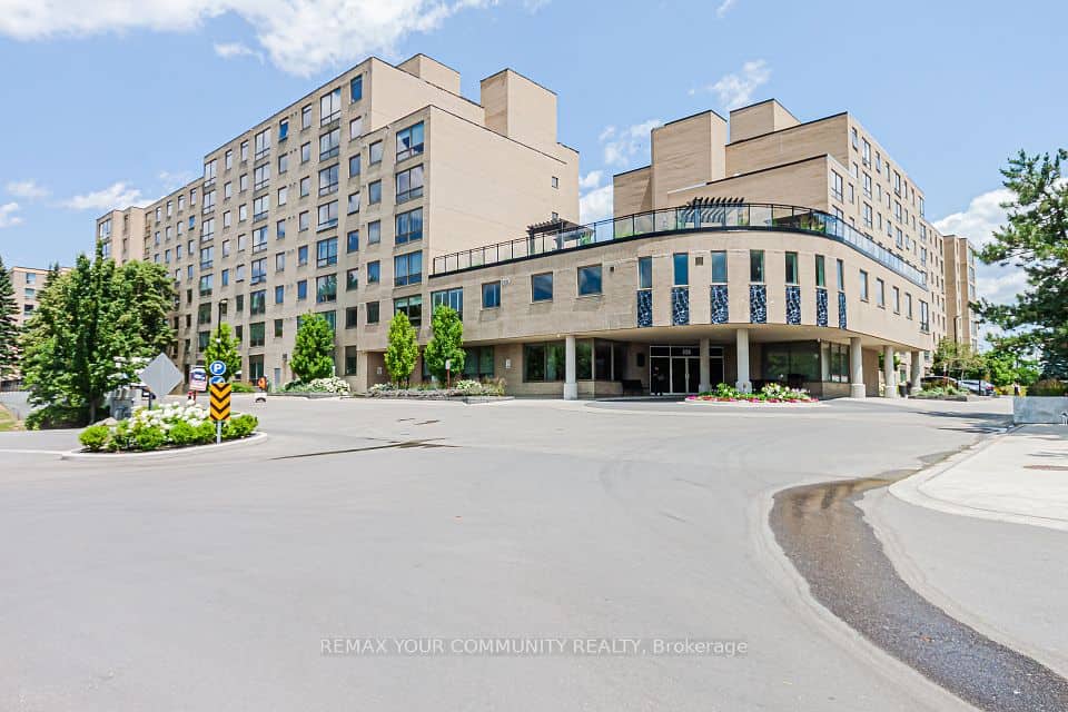 326 Major Mackenzie Drive E, Richmond Hill