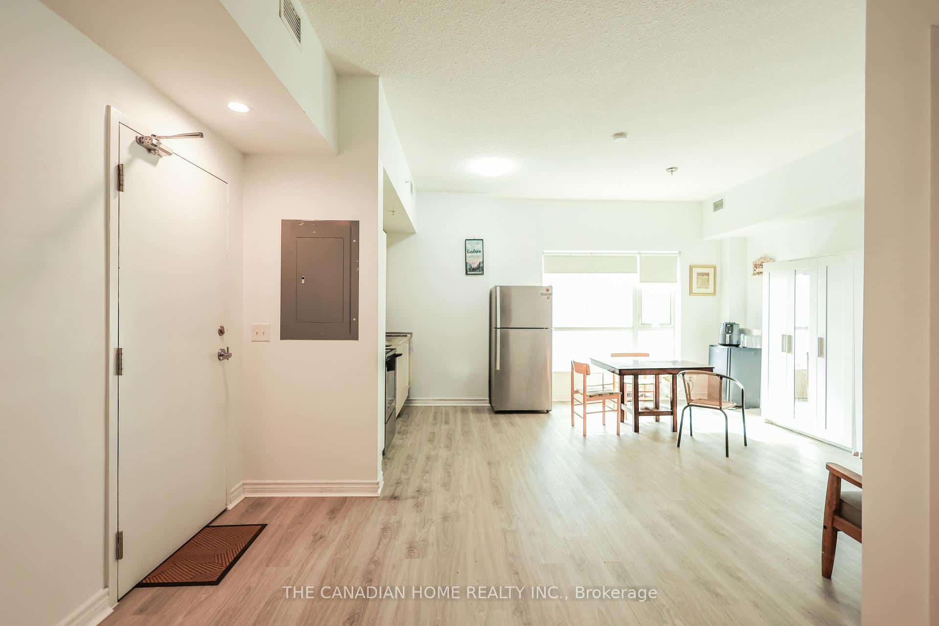 158 King Street N #304, Waterloo, ON N2J 0E5