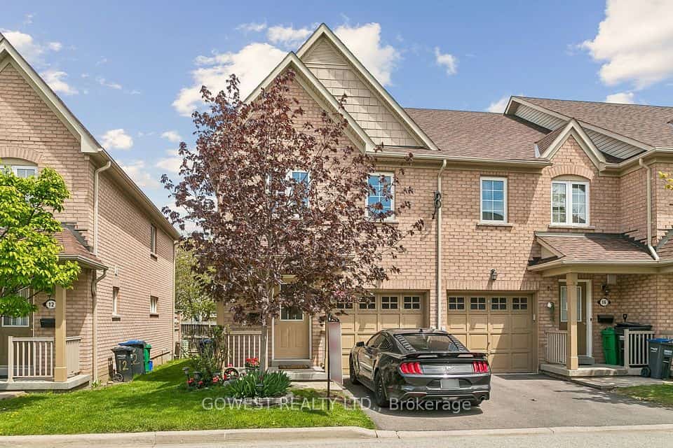 3150 Erin Centre Boulevard #14, Mississauga, ON L5M 7Z2