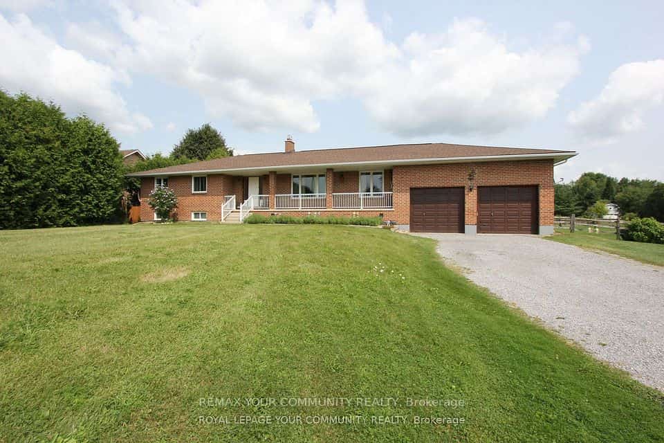 20161 Bathurst Street, East Gwillimbury, ON L9N 1N3