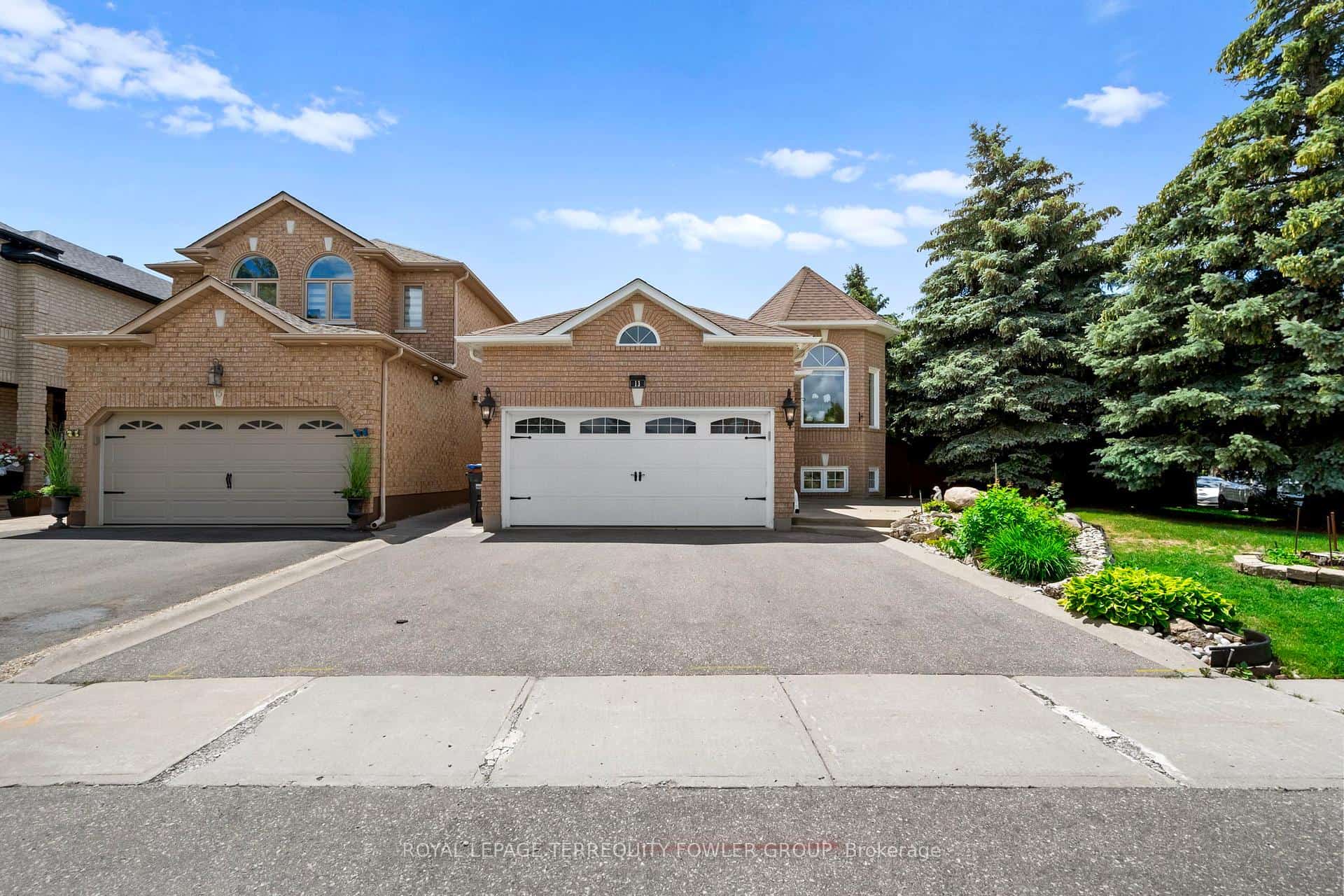 13 Liptay Avenue, Caledon, ON L7E 2J7