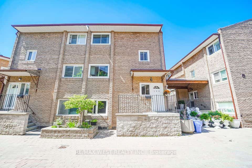 50 Scarborough Golf Club Road, Toronto