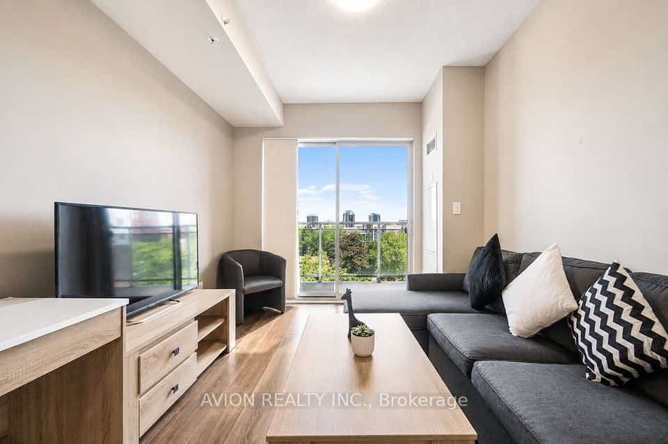 280 Lester Street #618, Waterloo, ON N2L 0G2