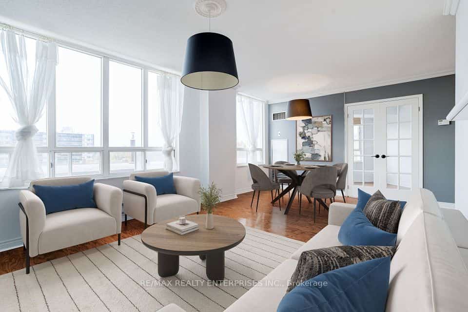 Grand Harbour, Toronto