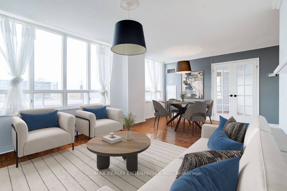2285 Lake Shore Boulevard W, Toronto