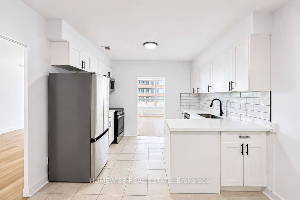 2500 Bathurst Street, Toronto