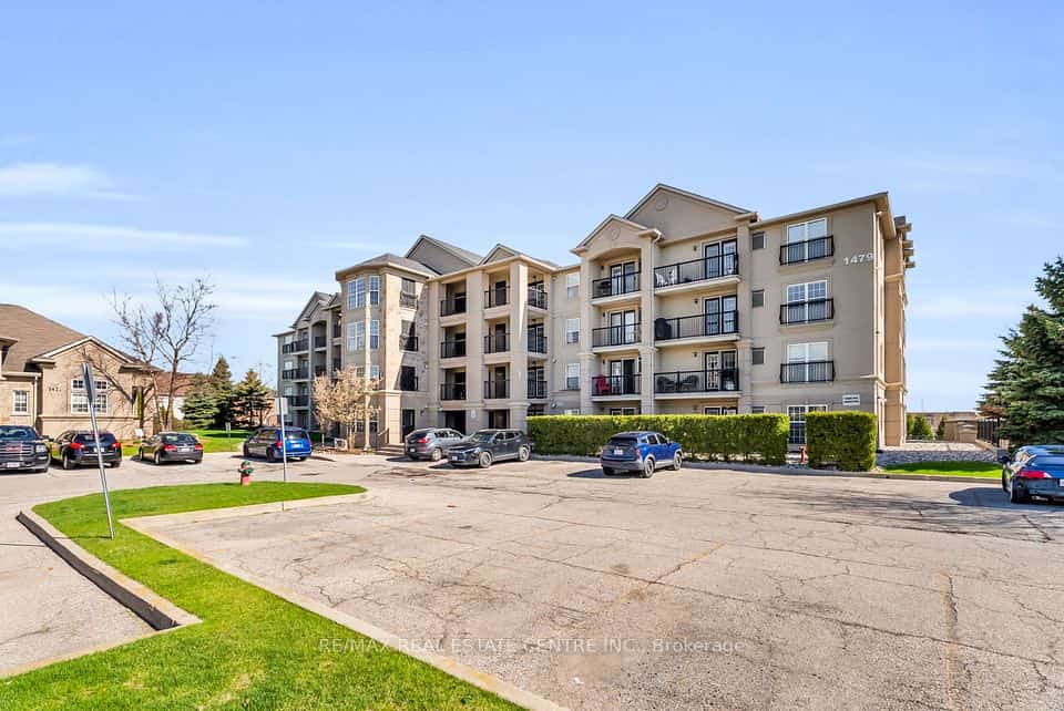 1479 Maple Avenue #102, Milton, ON L9T 0B5