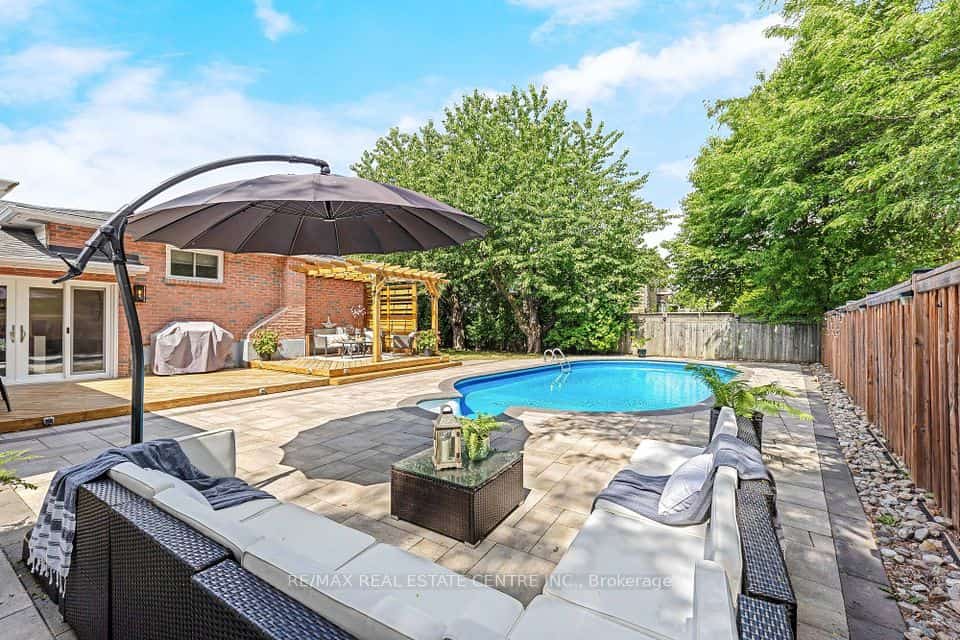 889 Anderson Avenue, Milton, ON L9T 4Y5