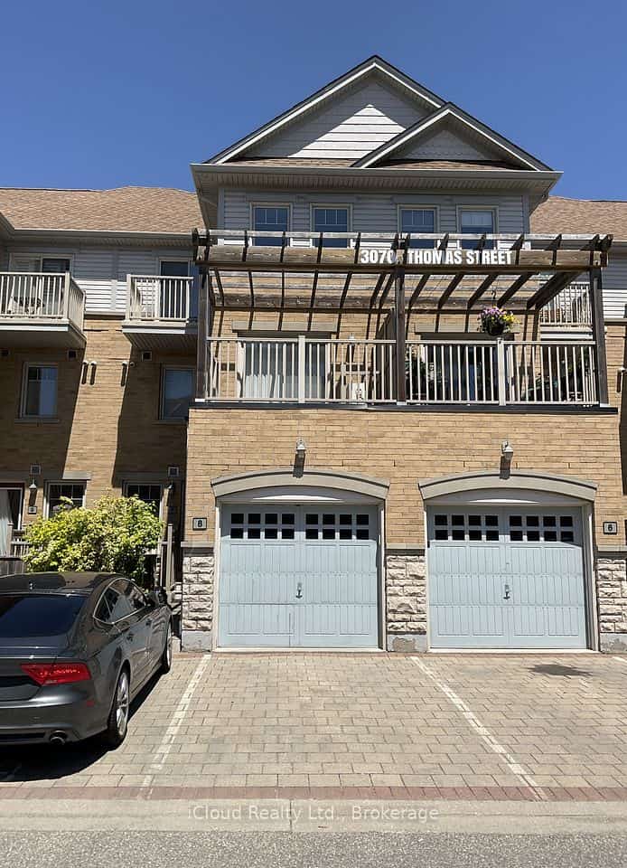 3070 Thomas Street #8, Mississauga, ON L5M 0T2