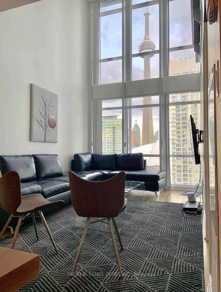 15 Fort York Boulevard #2808, Toronto, ON M5V 3Y4