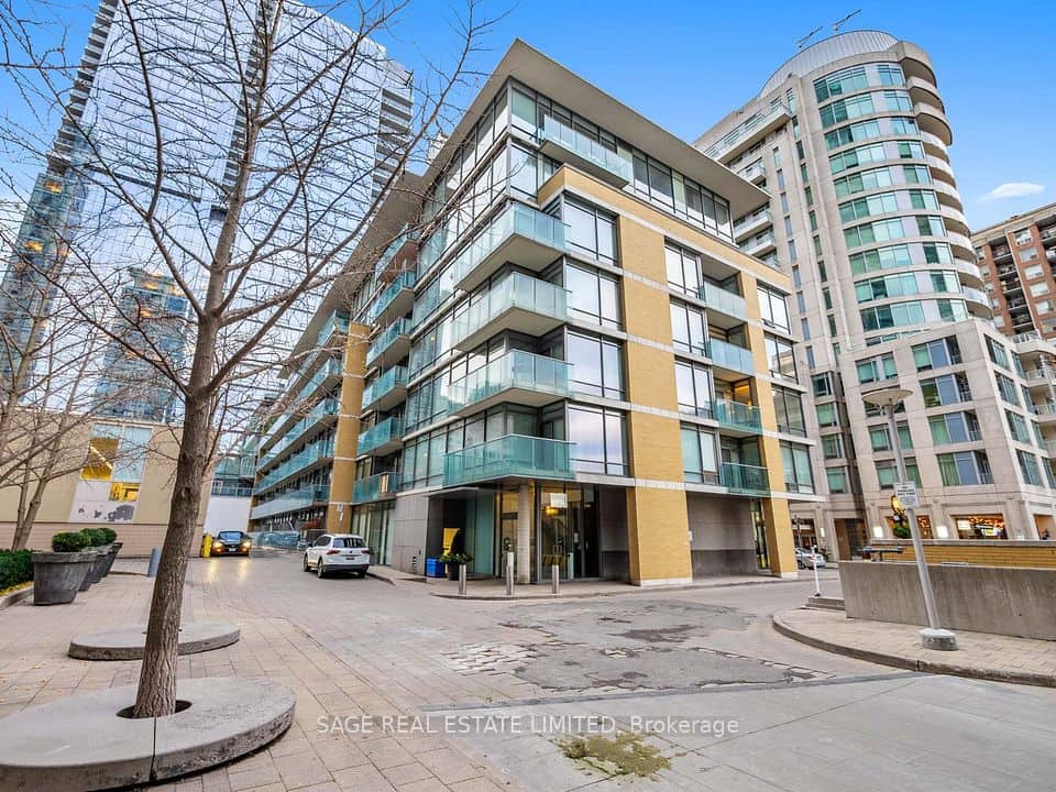 21 Scollard Street, Toronto