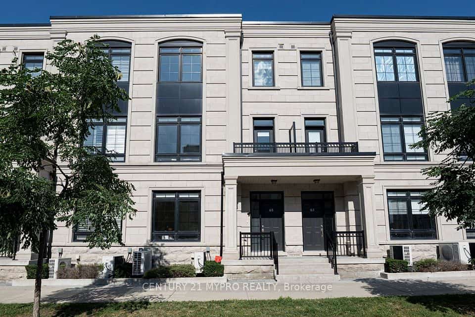 65 William Saville Street, Markham, ON L3R 2E1