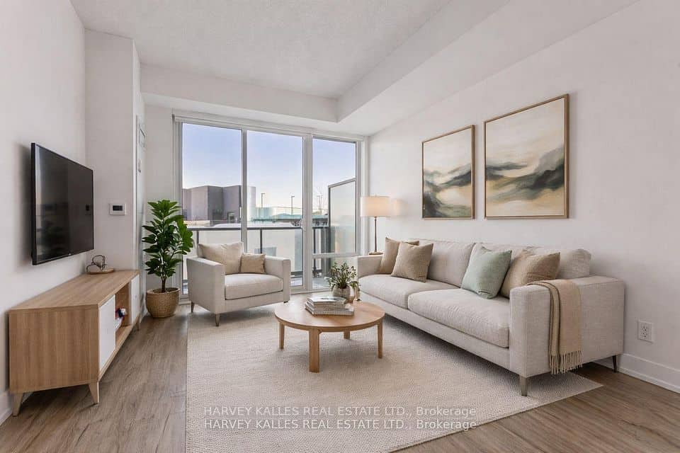 25 Adra Grado Way W, Toronto