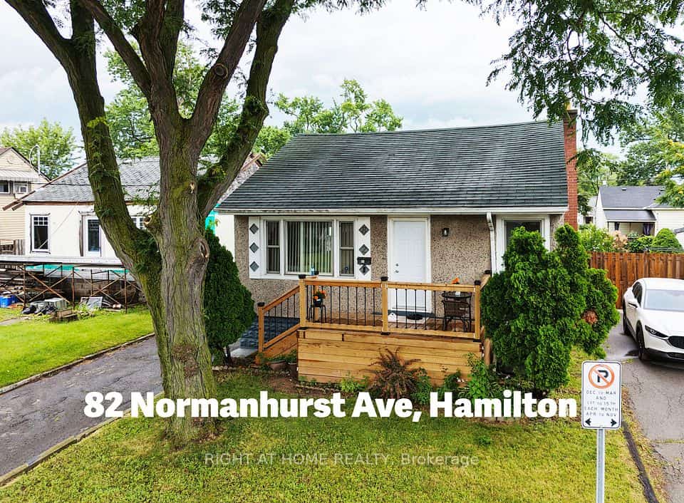 82 Normanhurst Avenue, Hamilton, ON L8H 5M6