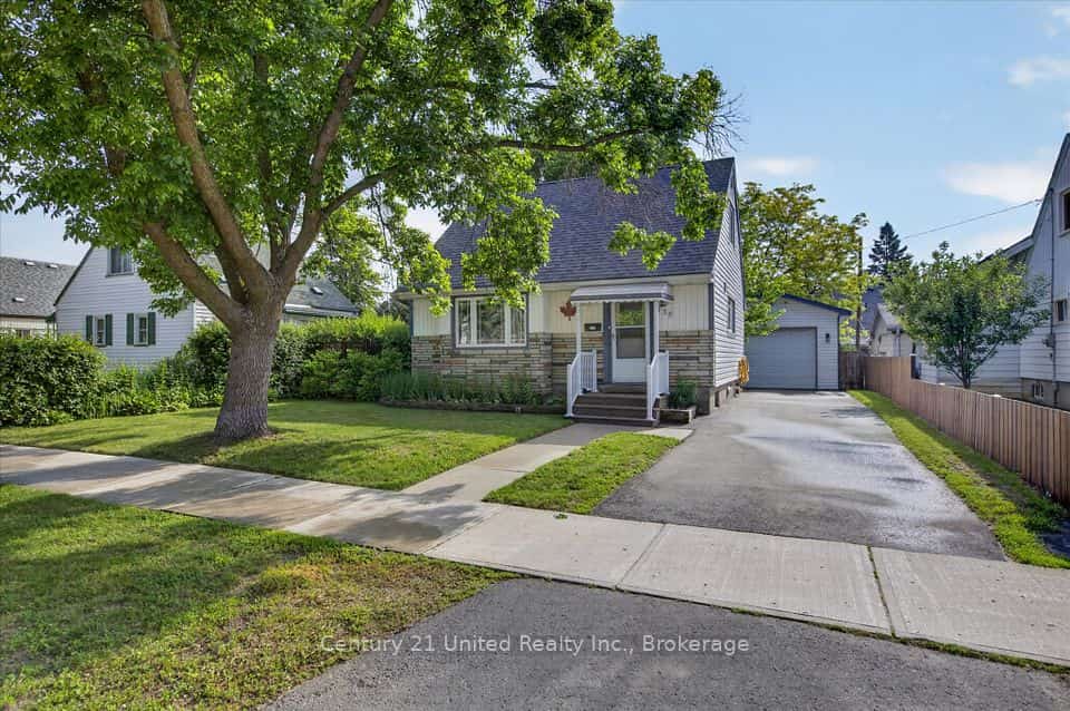 730 Monaghan Road, Peterborough, ON K9J 5J9