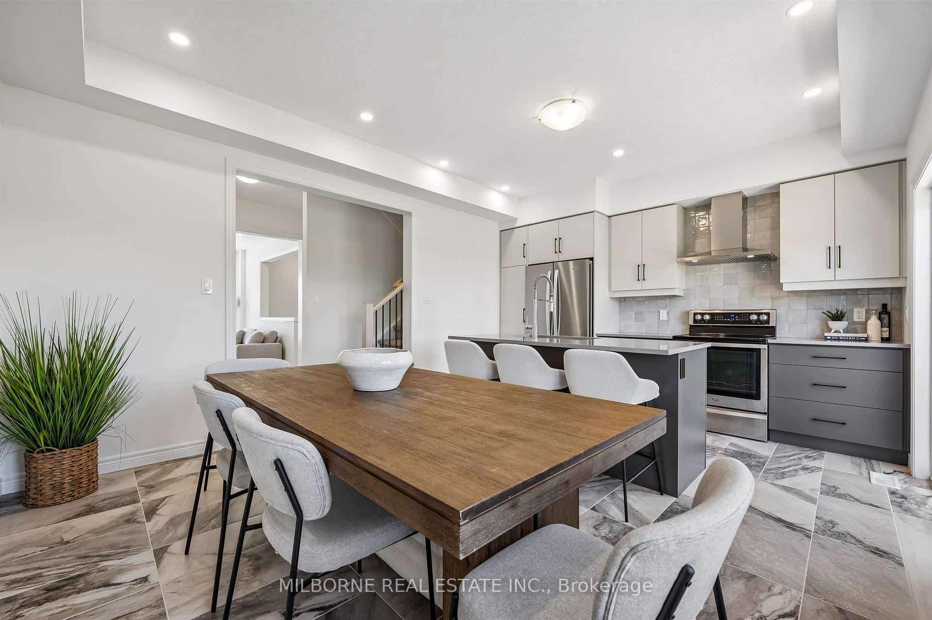 23 Arabella Drive, Guelph, ON N1L 0R9