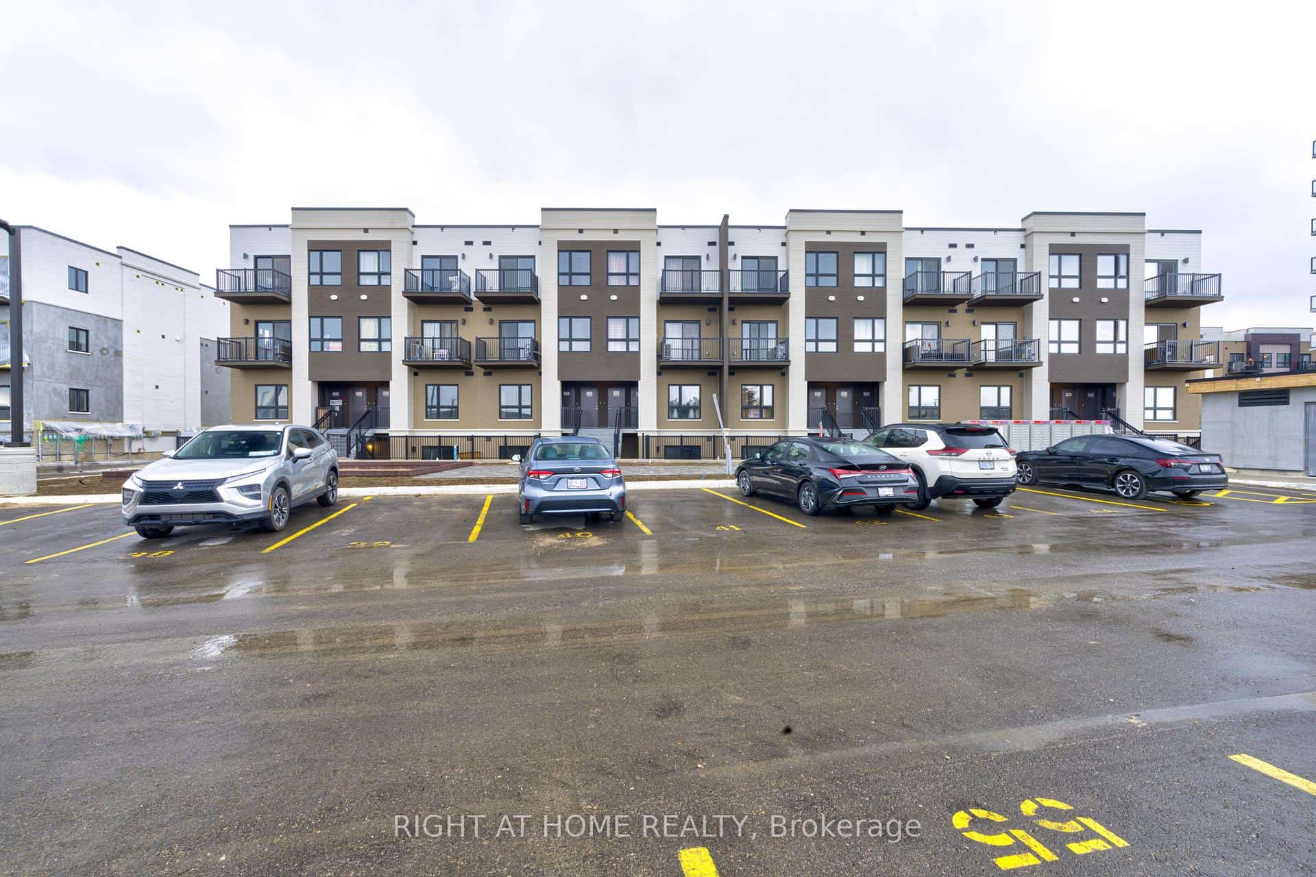 25 Palace Street, Kitchener, ON N2E 0L2