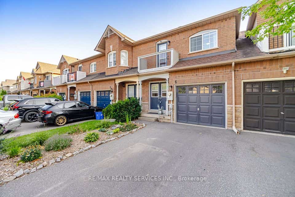 6 Harding Street, Halton Hills, ON L7G 6B1
