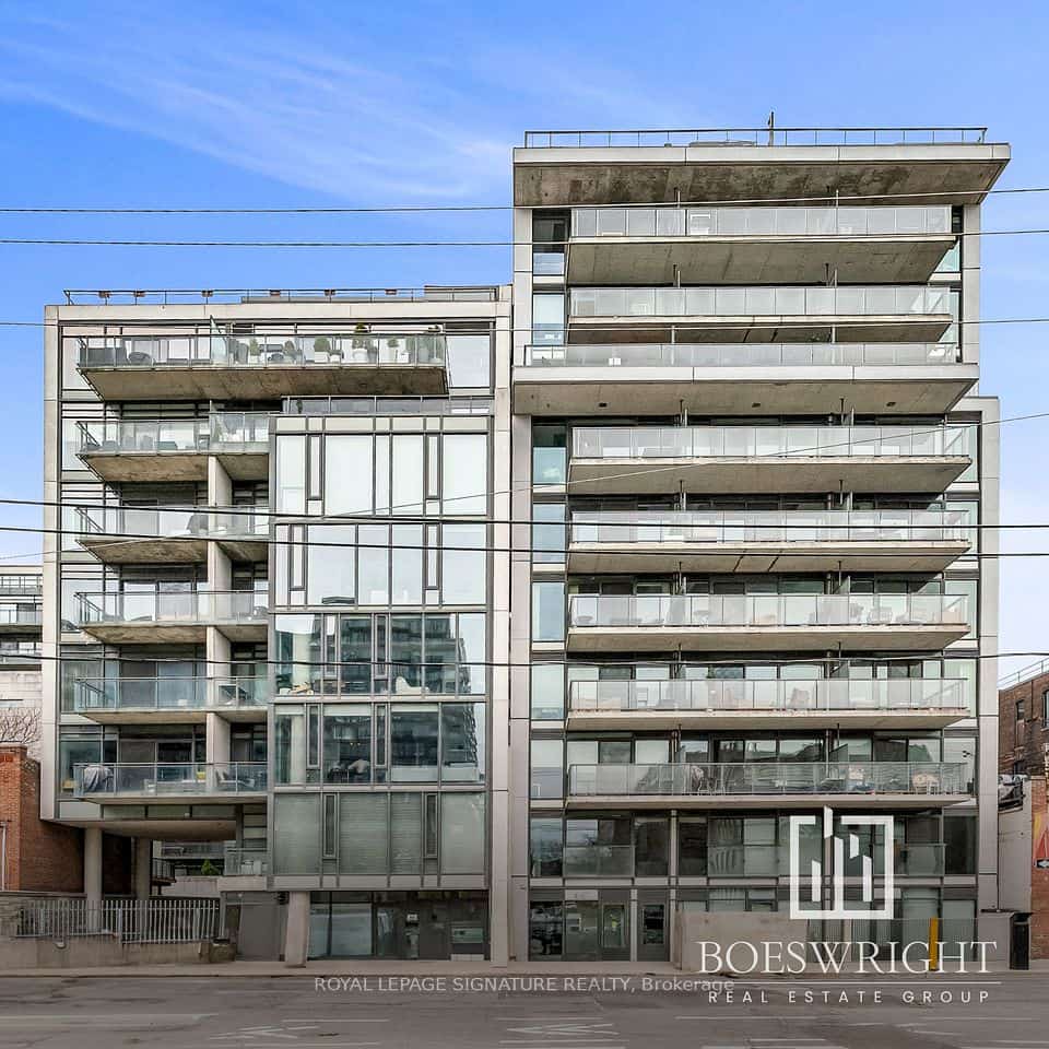 461 Adelaide Street W #916, Toronto, ON M5V 0L6