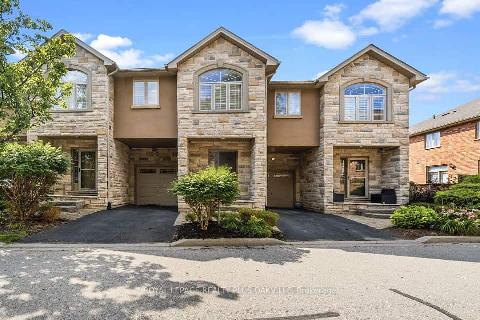 2282 Orchard Road, Burlington