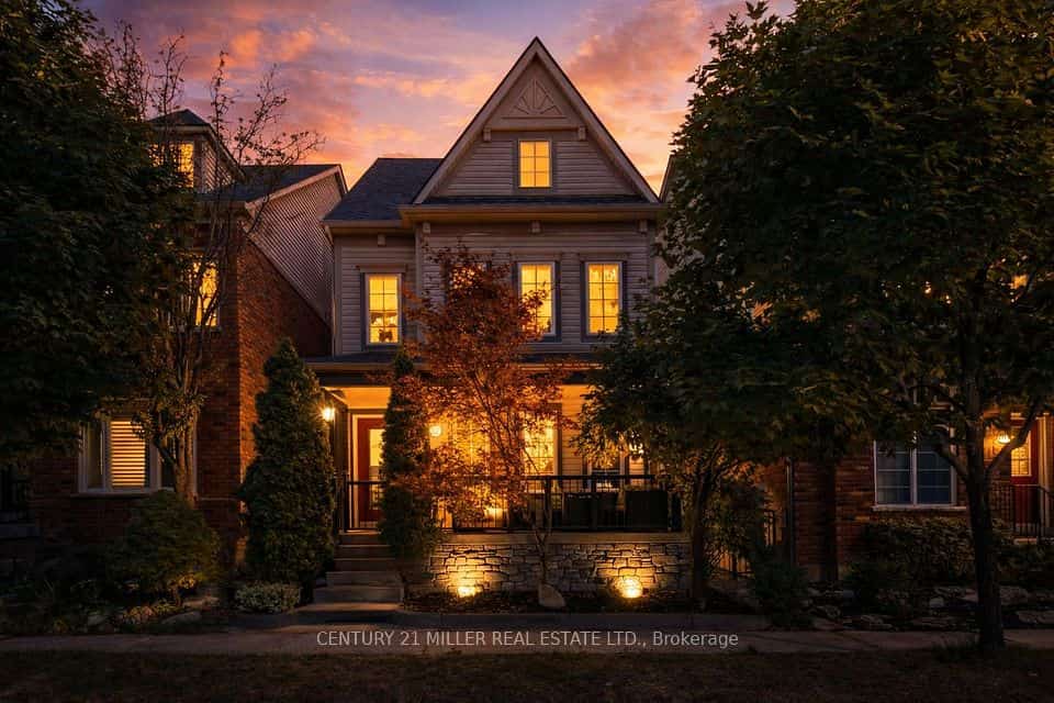 215 ROXTON Road, Oakville, ON L6H 6M9