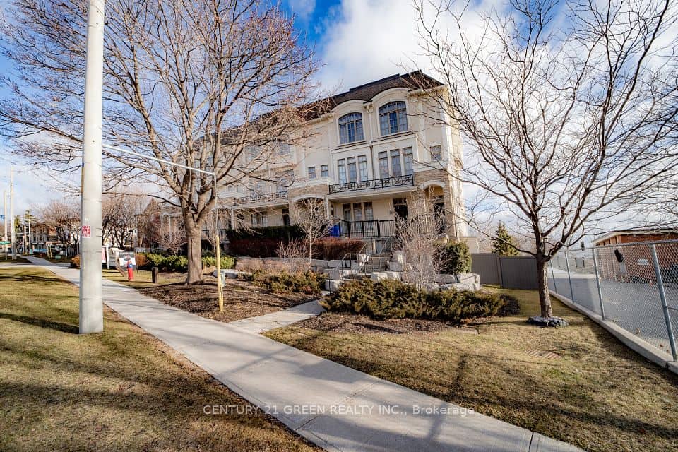 3071 Cawthra Road, Mississauga