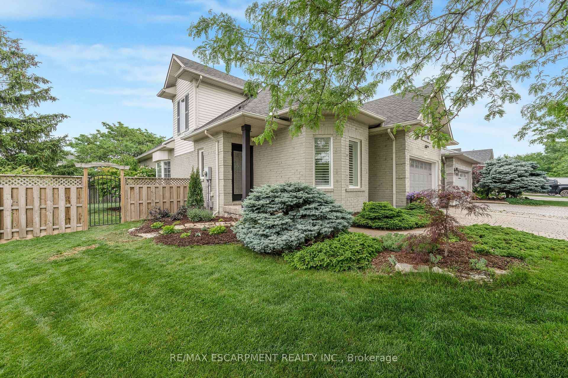 4014 Jarvis Crescent, Burlington, ON L7M 4K1