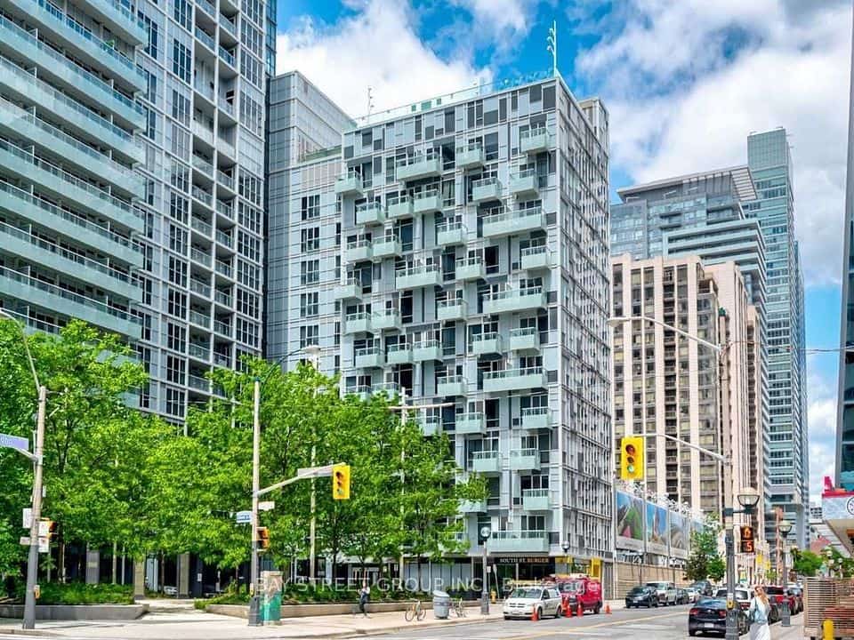 20 John Street #1117, Toronto, ON M5V 0G5