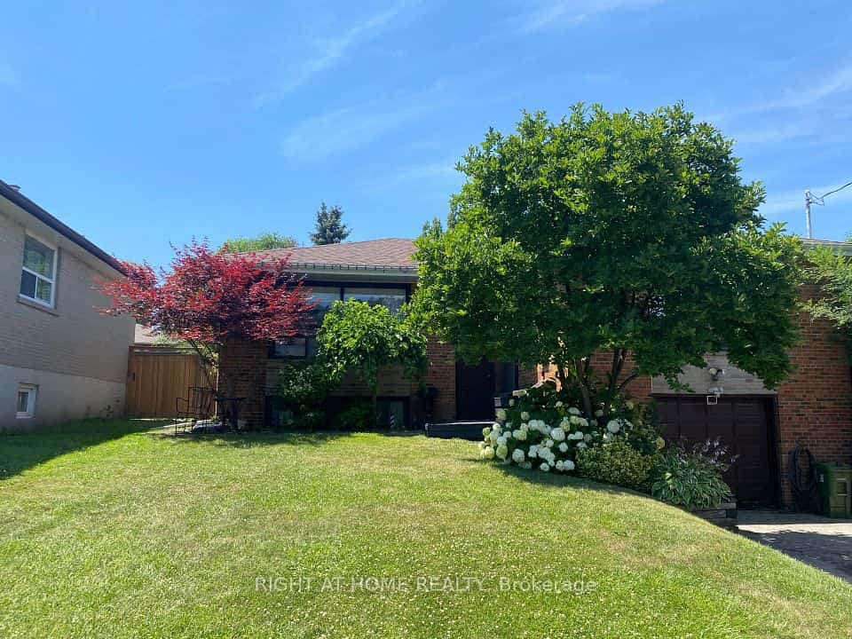 68 Barford Road, Toronto, ON M9W 4H6